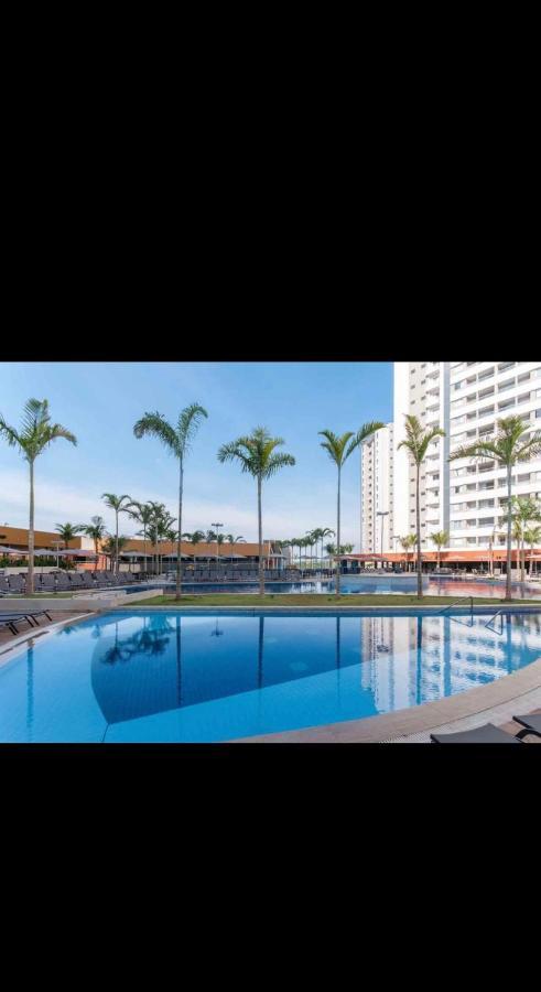Em Apartamento Olímpia